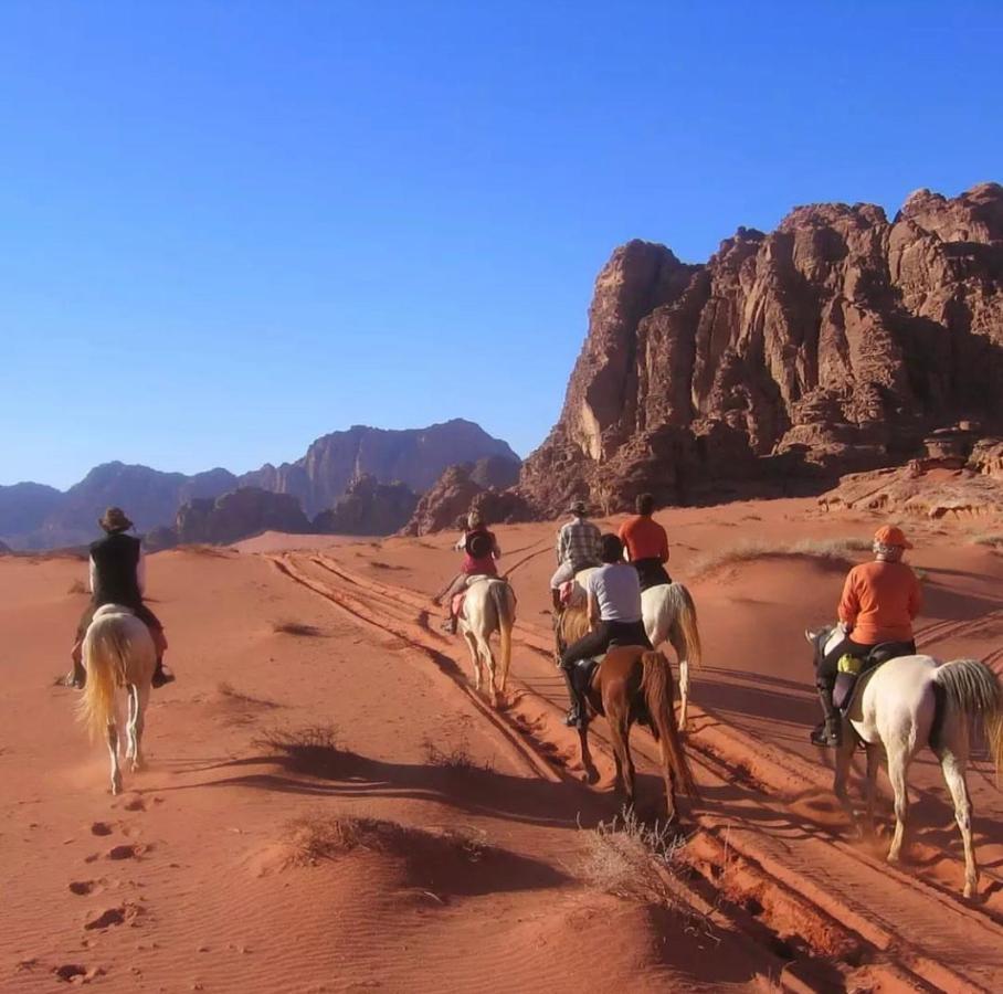 Wadi Rum Desert Camp エクステリア 写真